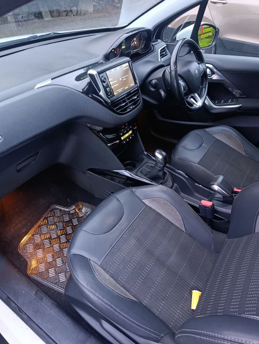 Peugeot 2008 2018 - Image 4
