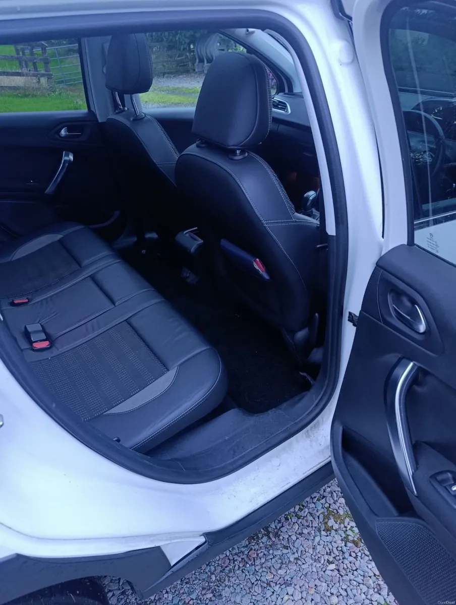 Peugeot 2008 2018 - Image 6