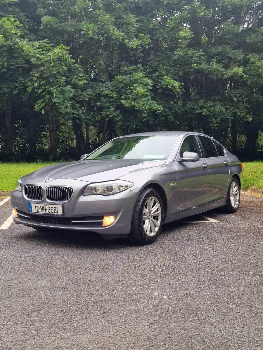 BMW 5-Series 2012 - Image 6