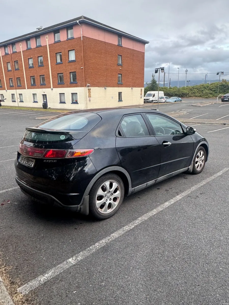 Honda Civic 2008 - Image 3