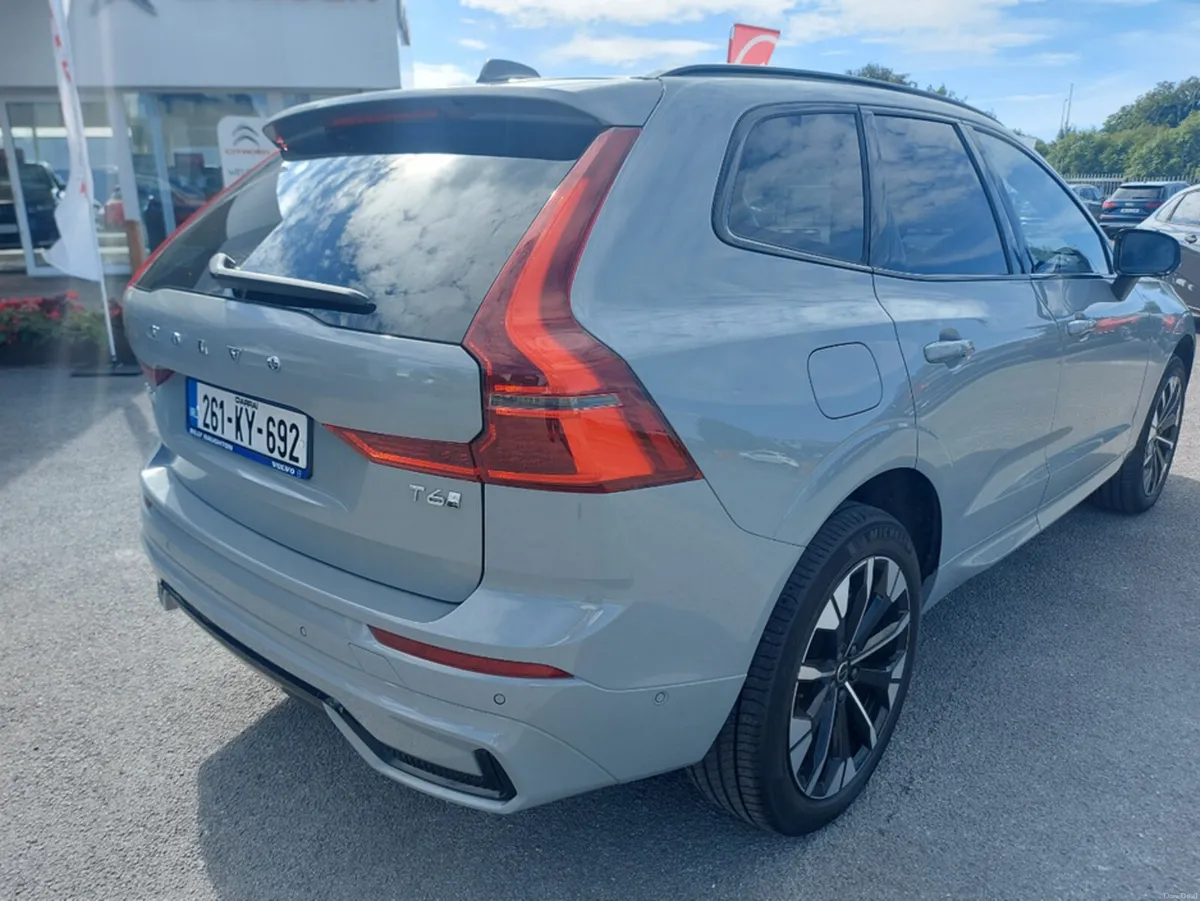 Volvo XC60 MY26 T6 AWD PLUG-IN HYBRID - Image 4