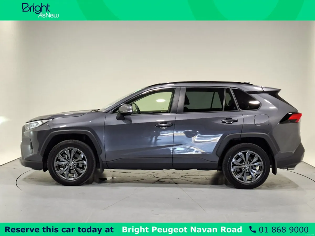 Toyota RAV4 HYBRID SOL 4DR AUTO - Image 6