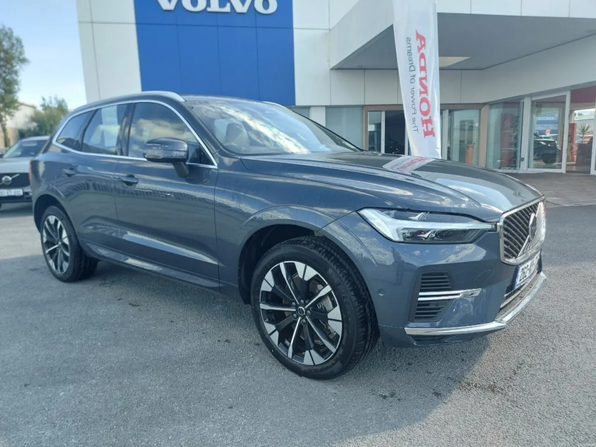 Volvo XC60 T6 PHEV PLUS BRIGHT AWD 5 - Image 2