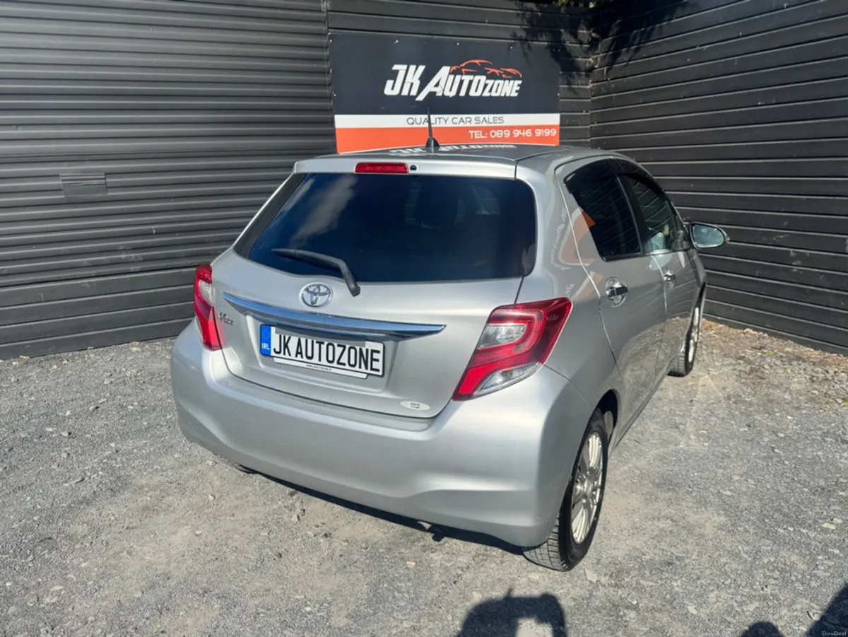 Toyota Vitz 1.0 AUTO 5DR - Image 4