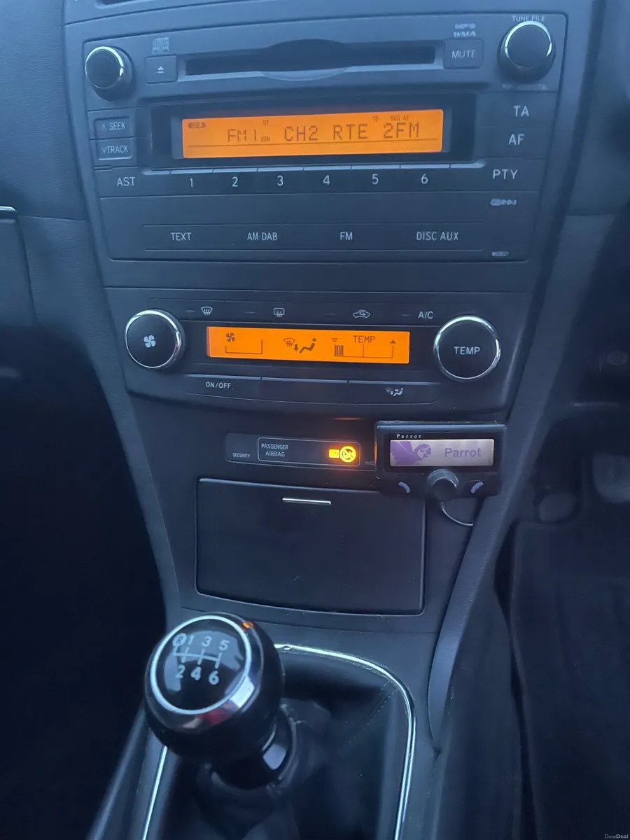 Toyota Avensis 2010 - Image 6