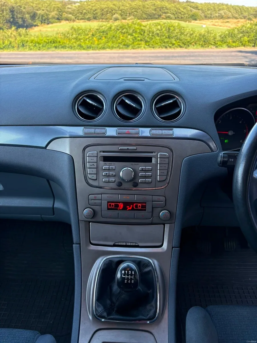 2009 S-MAX SPORT. 1.8d NCTD & Tax 3/27 ! 230kms!! - Image 4