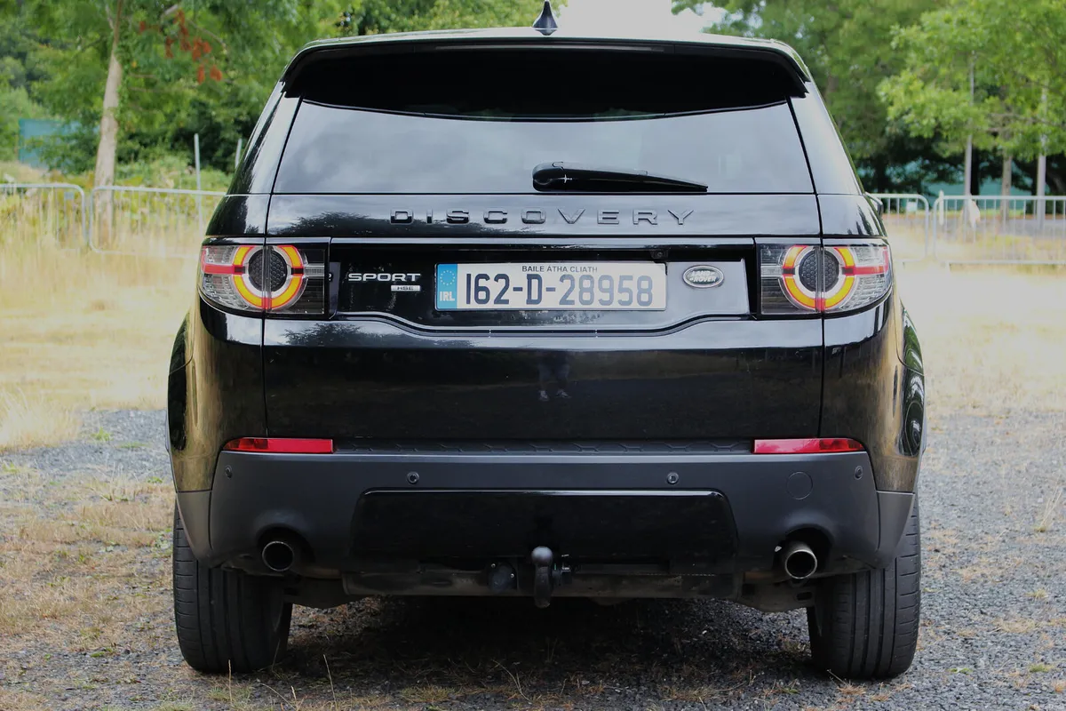 Discovery Sport HSE BLACK EDITION/AUTO/7 SEATER - Image 5