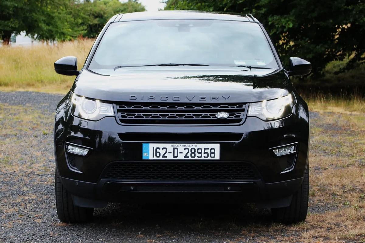 Discovery Sport HSE BLACK EDITION/AUTO/7 SEATER - Image 3