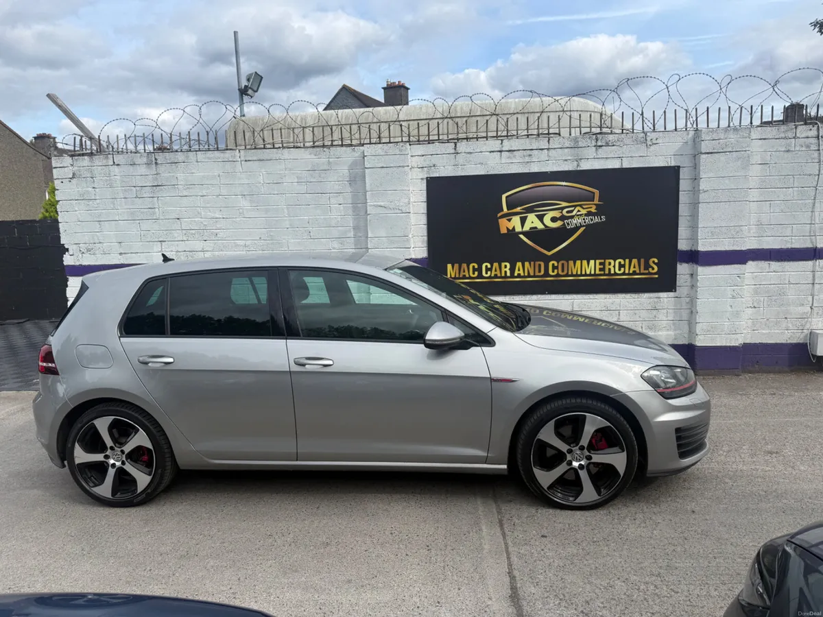 Volkswagen Golf GTI 2015 - Image 4