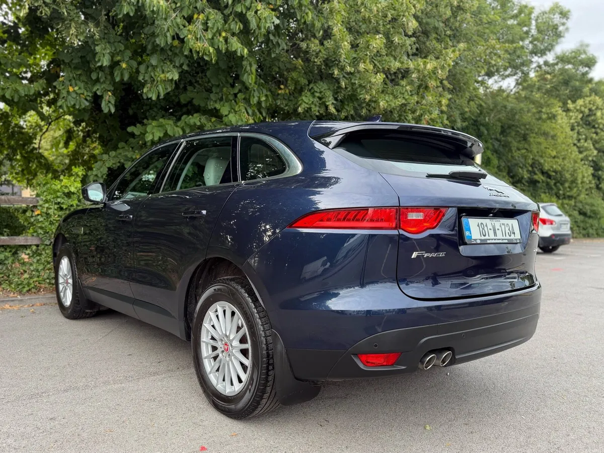 Jaguar F Pace HIGH SPEC - Image 6