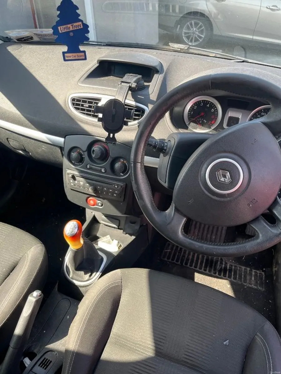 2010 Renault Clio - Image 3