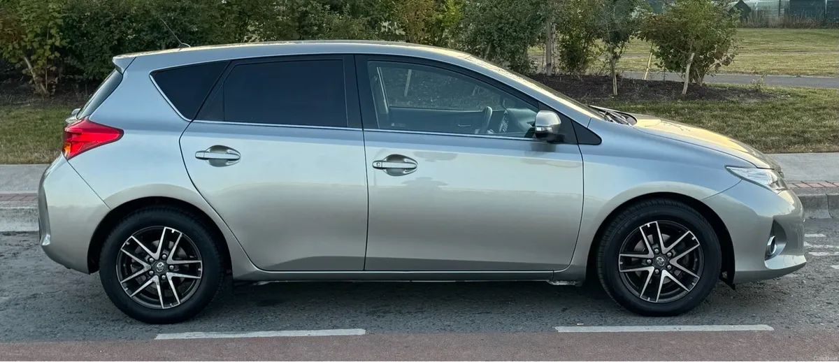 Toyota Auris Sol New NCT - Image 5