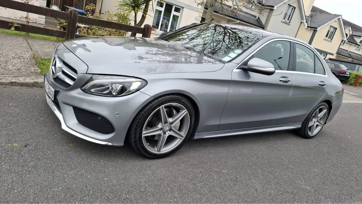 Mercedes-Benz c220D AMG Line - Image 5
