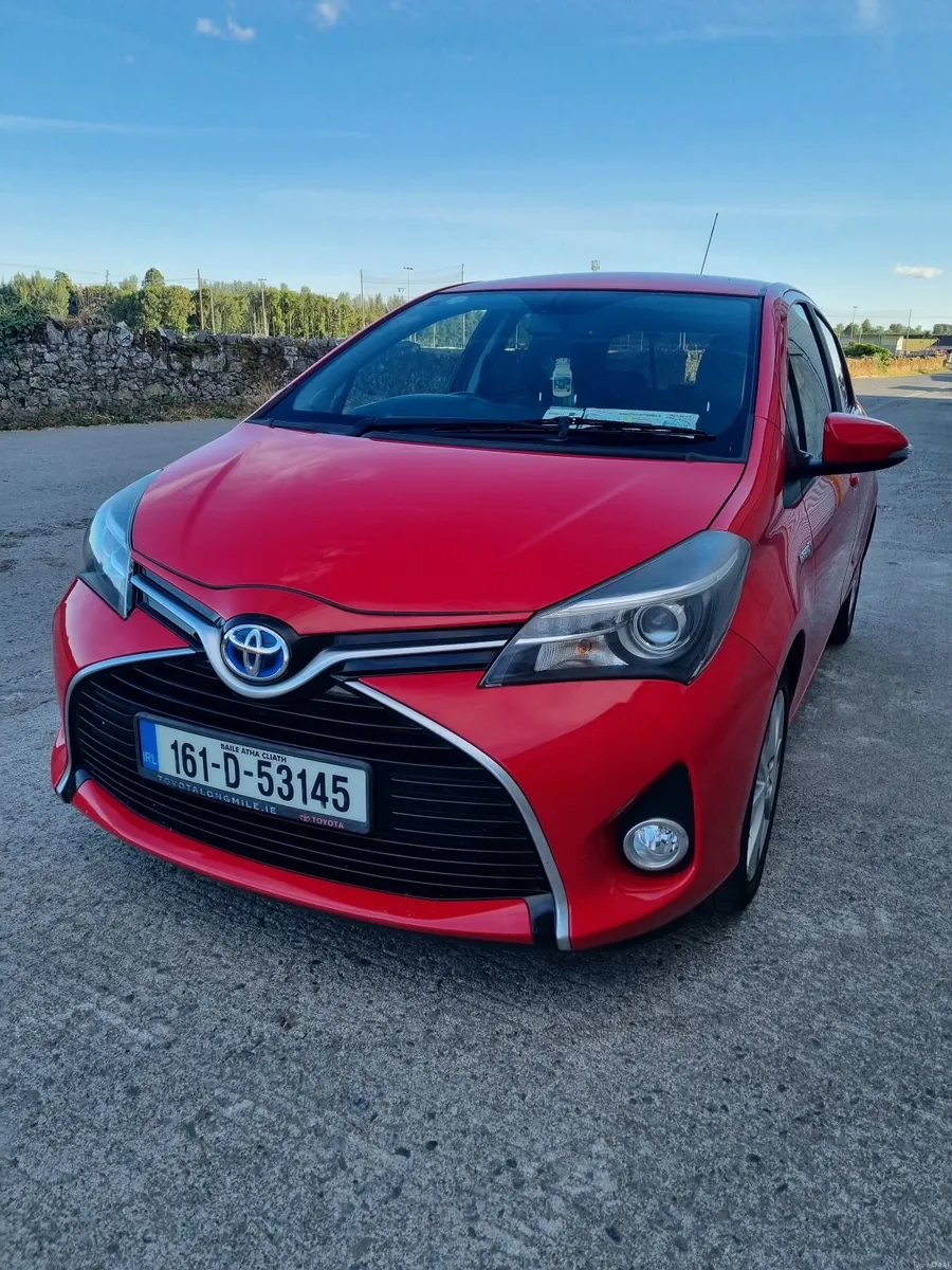 Toyota Yaris 2016 Hybrid - Image 6