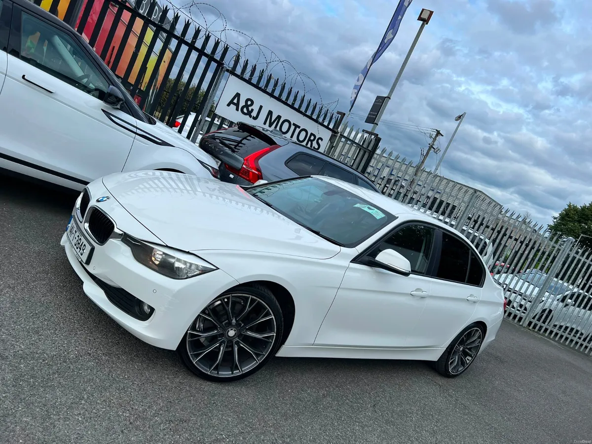 2014 BMW 3-Series 2.0 Diesel - Image 2