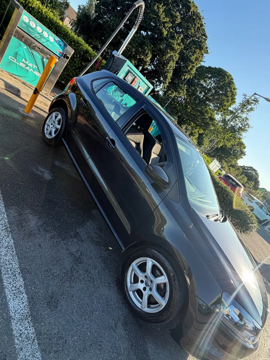 Volkswagen polo 2010 - Image 3