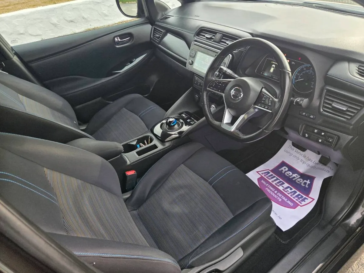 2018 Nissan Leaf Acenta 40KWH - Image 5