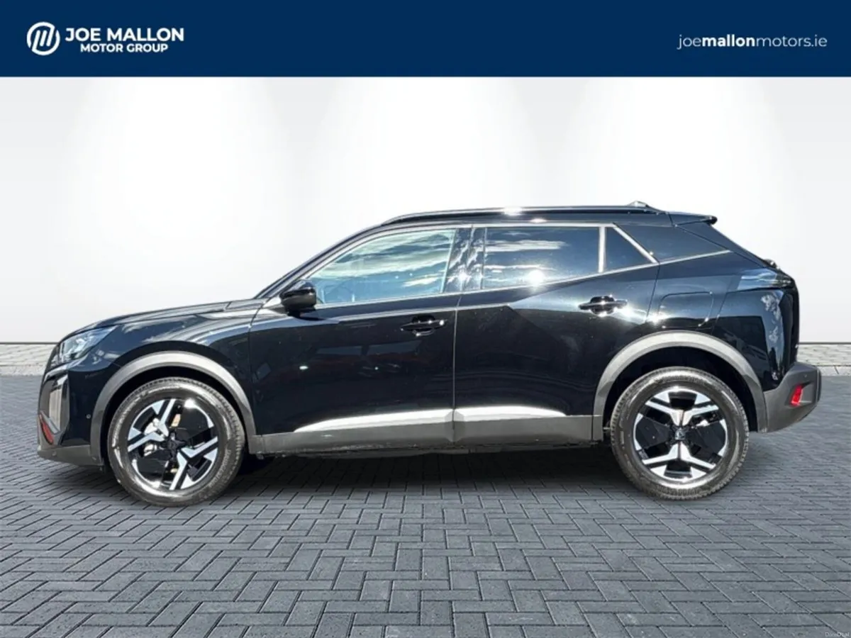 Peugeot 2008 HYBRID 110BHP e-DCS6 Allure - Image 4