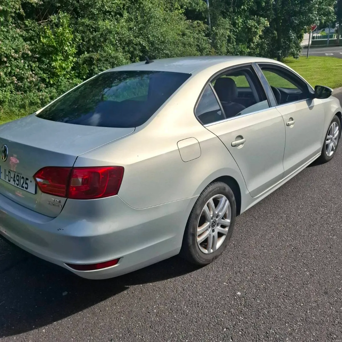Volkswagen Jetta 1.6 Tdi - Image 3