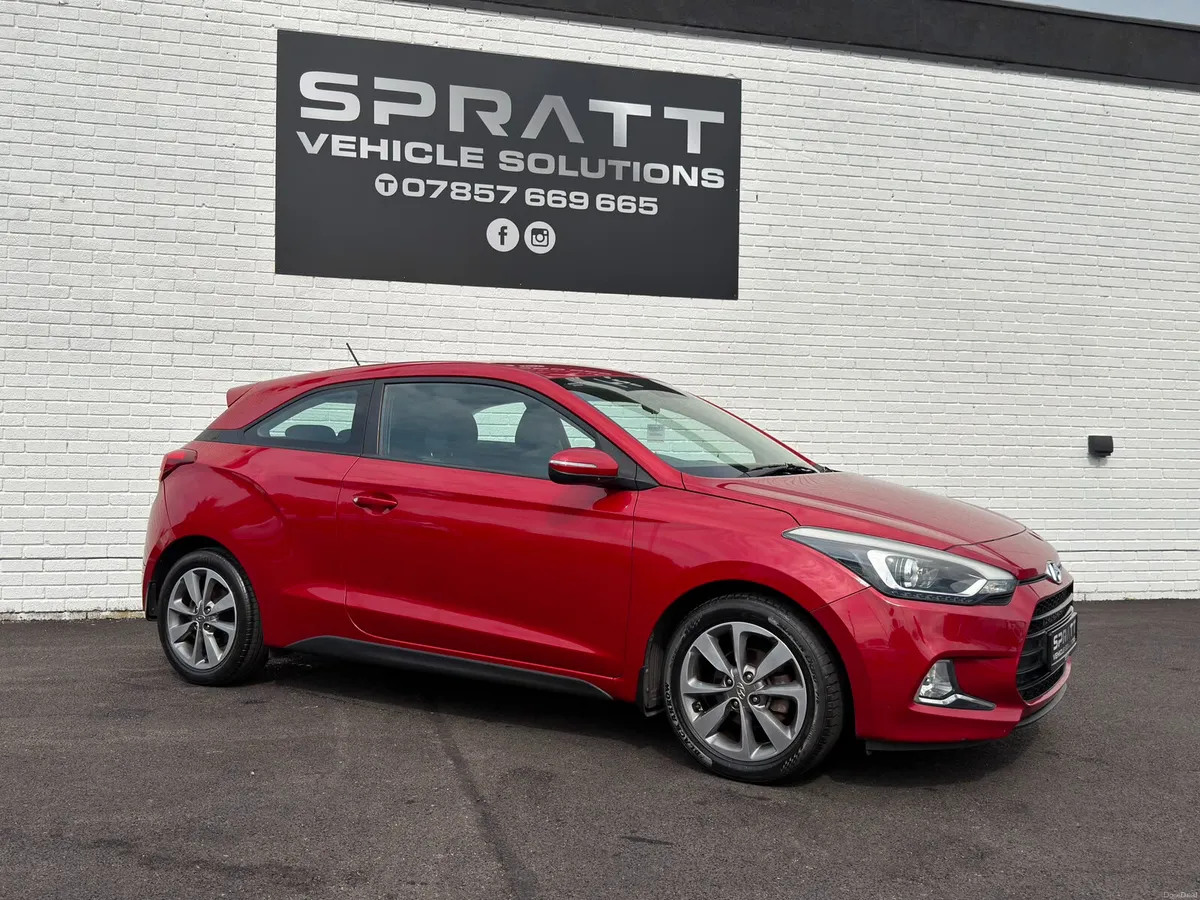 2015 HYUNDAI i20 SE **NI CAR FROM NEW** - Image 3