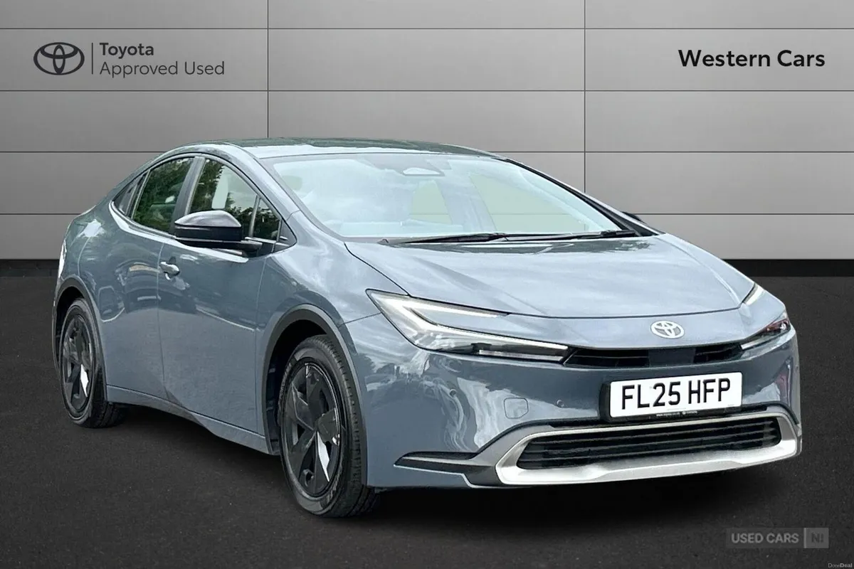 Toyota Prius 2.0 13.6kWh Design CVT Euro 6 (s/s) 5 - Image 1