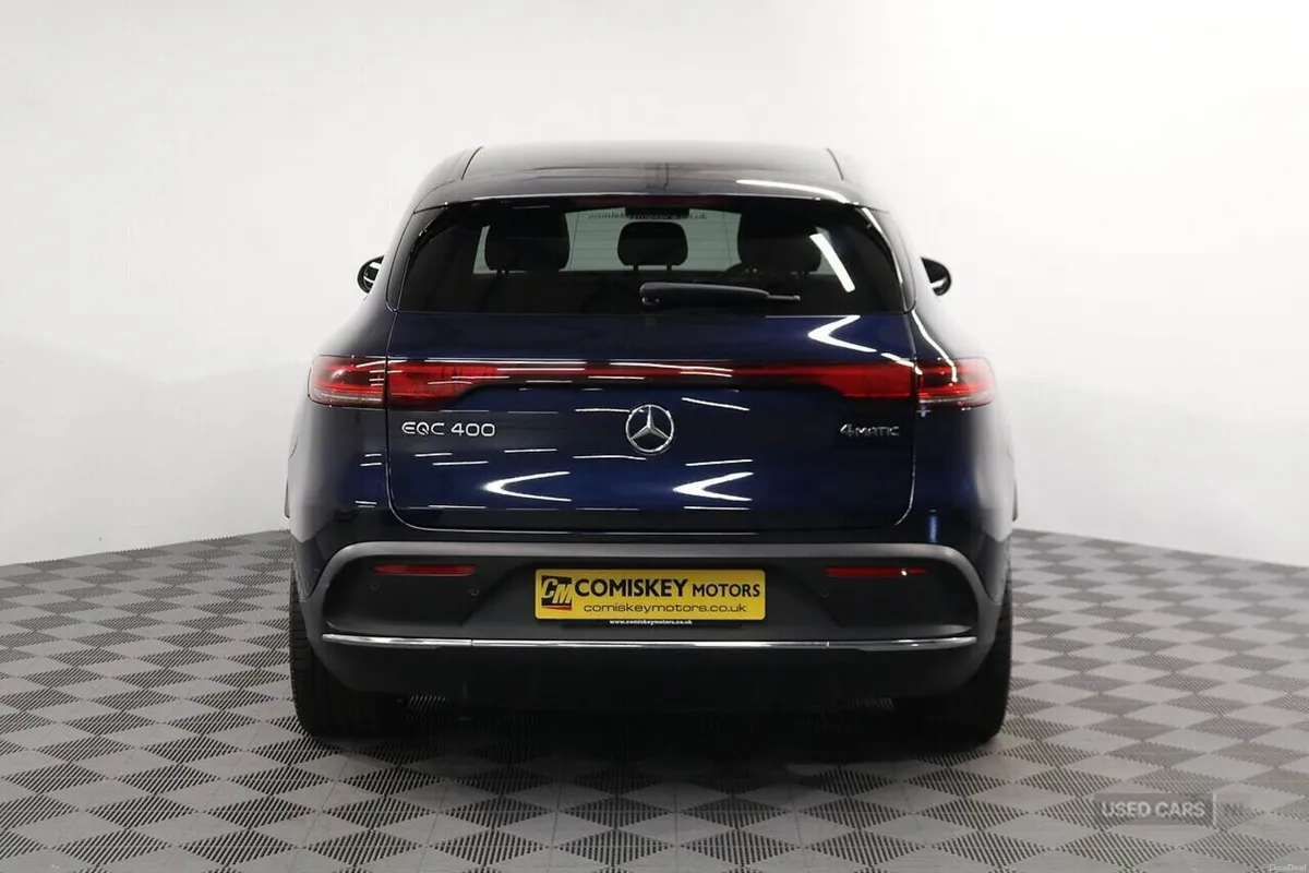 Mercedes-Benz EQC 400 AMG Line - Image 5