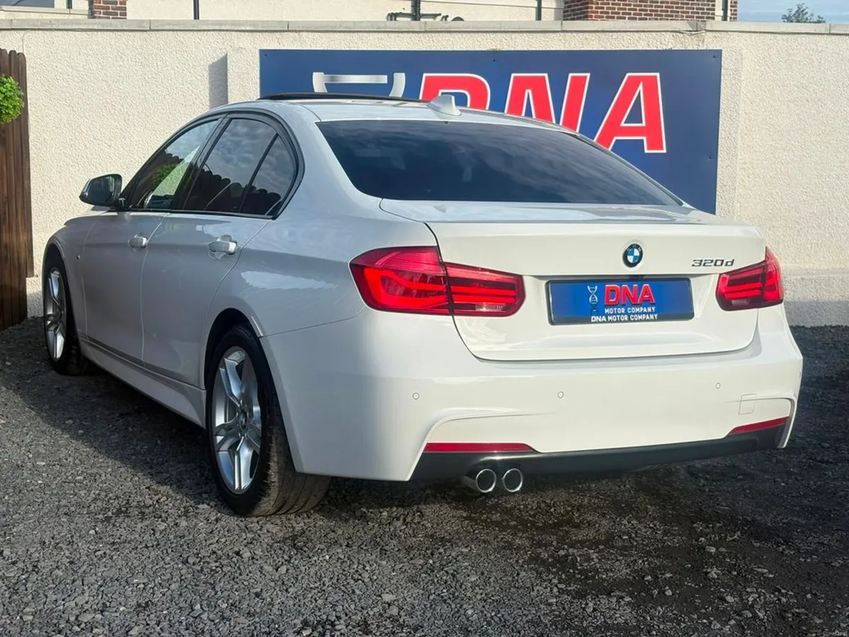 BMW 3-Series 320D MSPORT - SUNROOF - 60KMS! - Image 5
