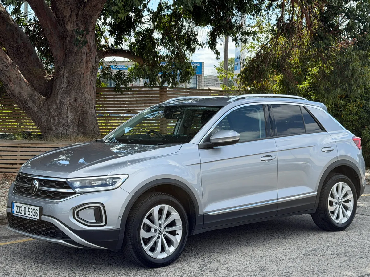 2023 Volkswagen T-Roc STYLE - Image 3