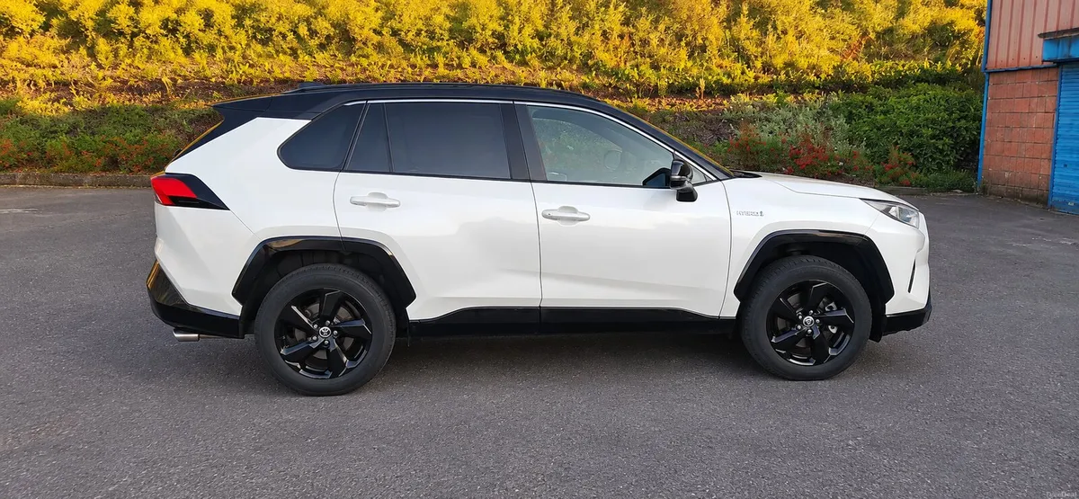 Toyota rav4 - Image 1