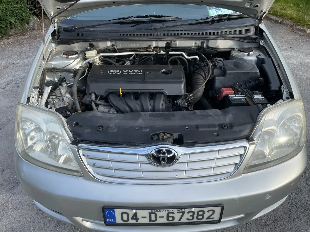 Toyota Corolla - Image 2