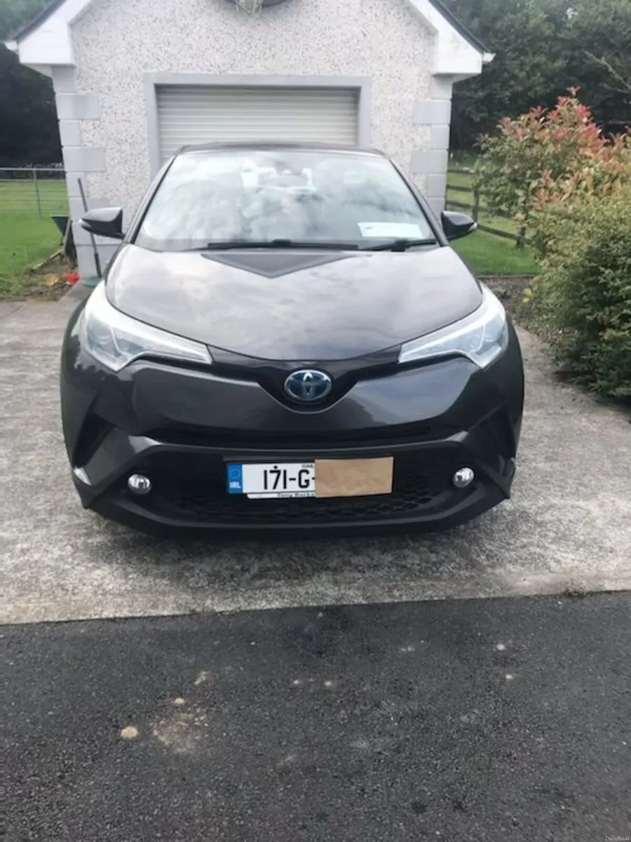 Toyota C-HR 2017 for Sale - Image 2