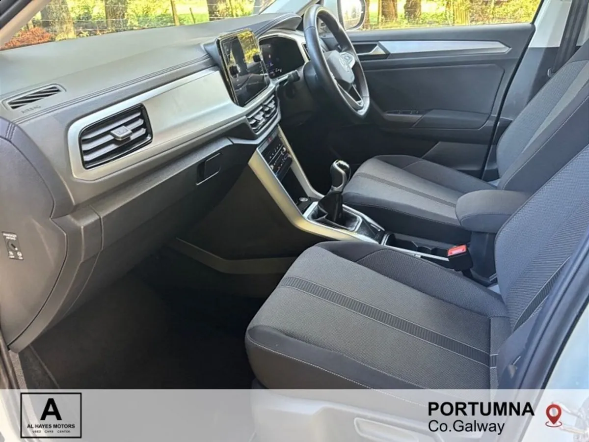 Volkswagen T-Roc EDITION 75 2.0TDI 116BHP - Image 4
