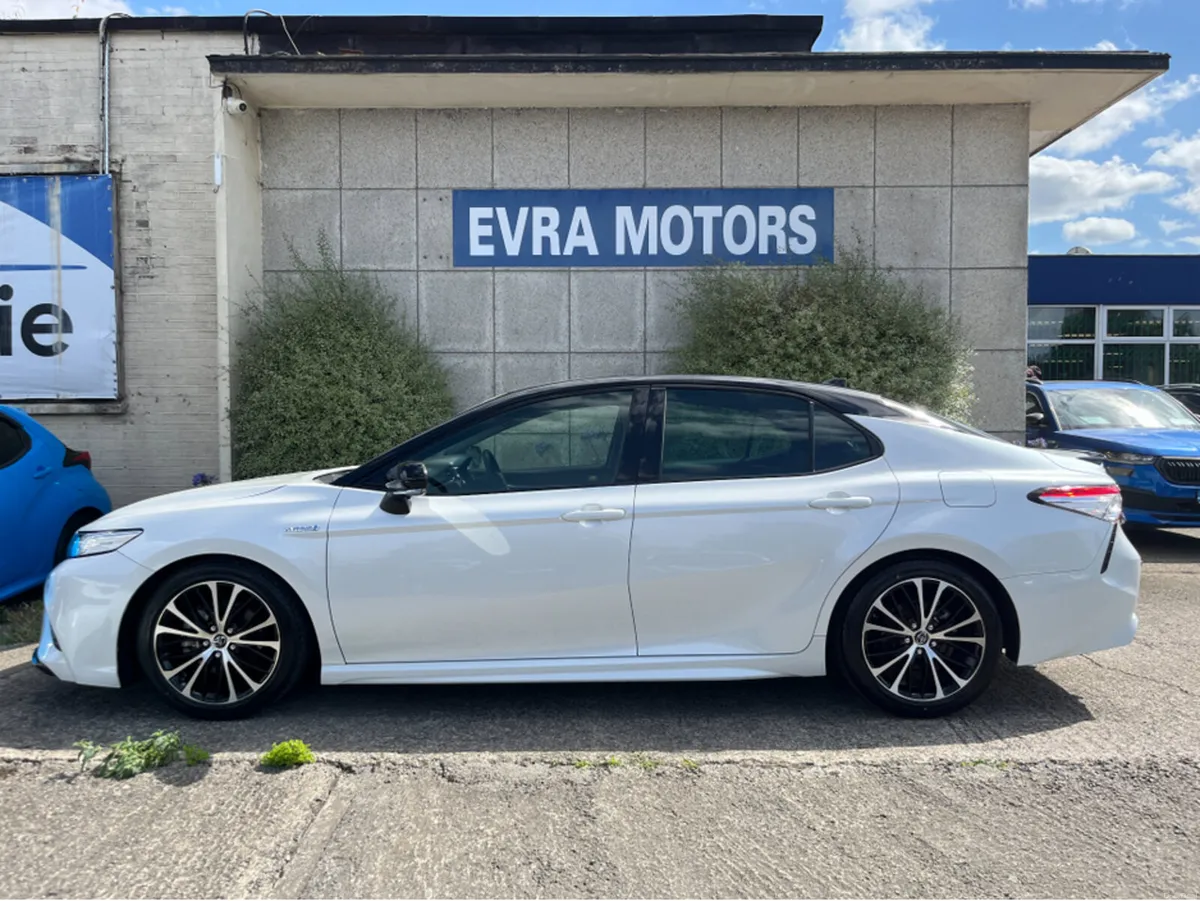 Toyota Camry WS HYBIRD AUTOMATIC 2.5 PETROL //HIGH - Image 6