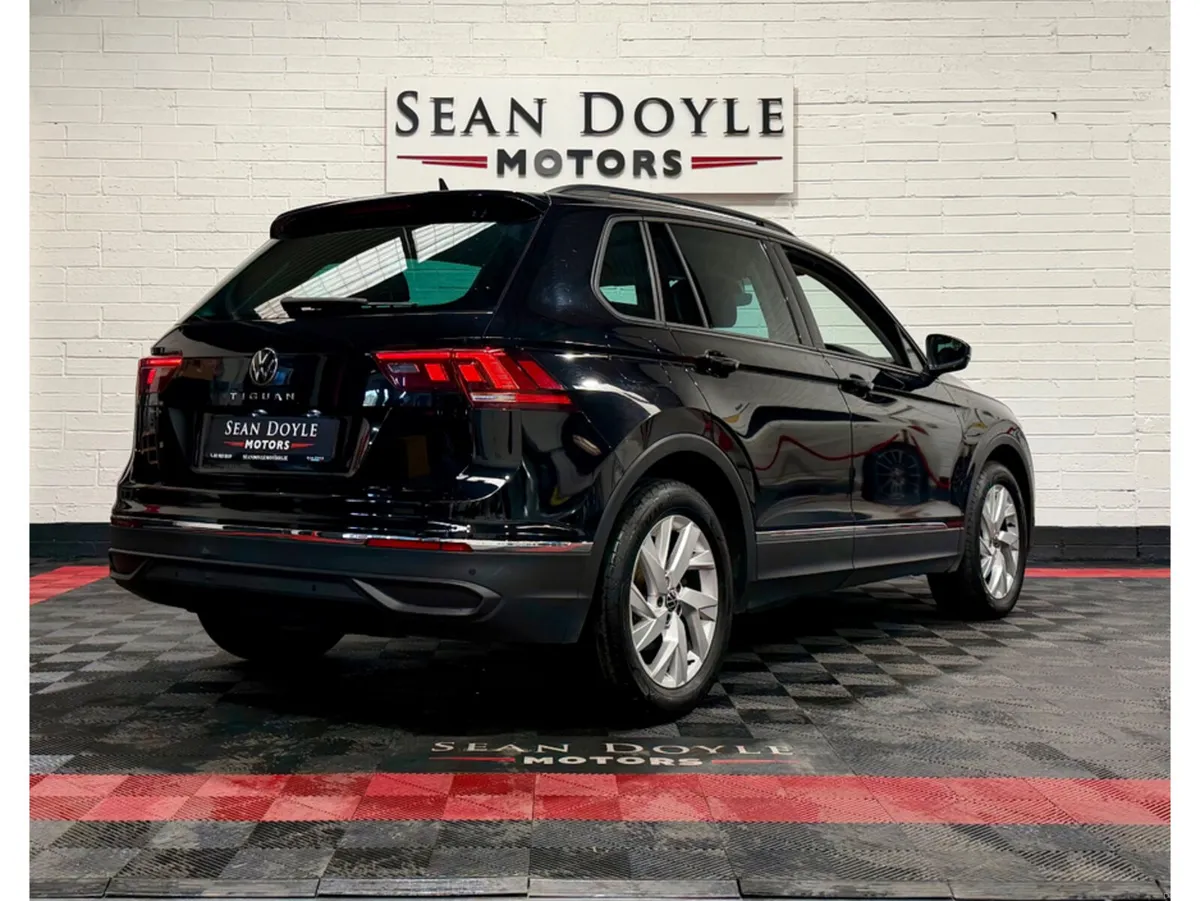 Volkswagen Tiguan Life - Image 6