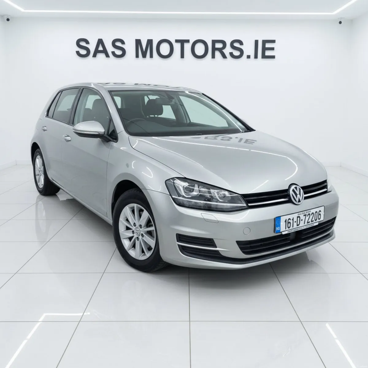 Volkswagen Golf 2016 Automatic Low Miles - Image 1