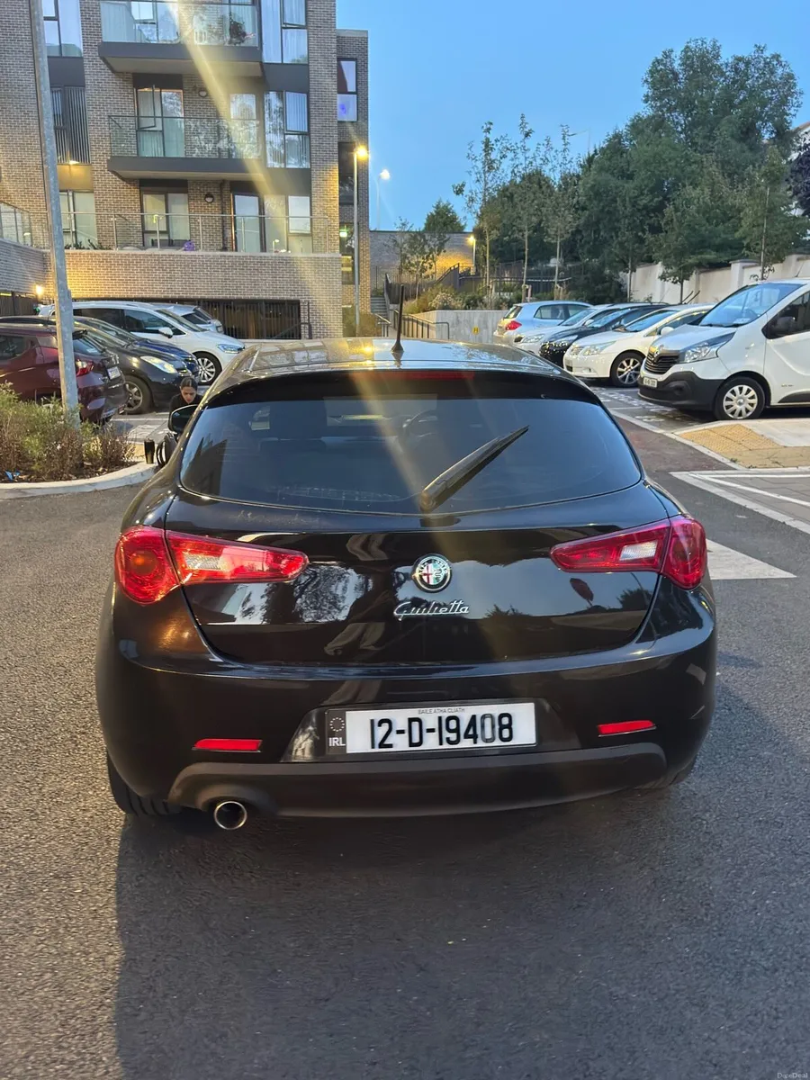 Alfa Romeo Giulietta 1.6 Diesel 2012 - Image 6