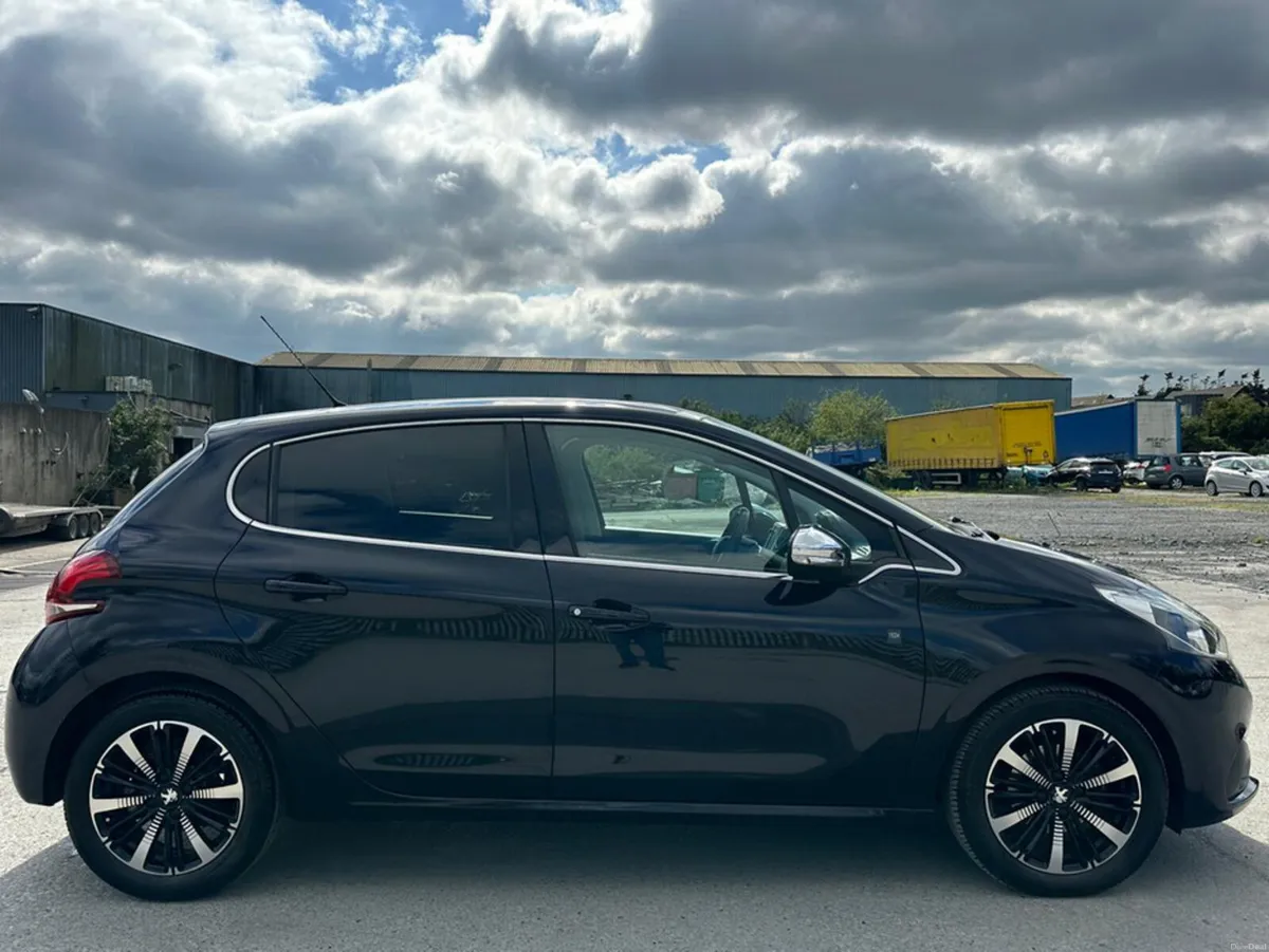 Peugeot 208 1.2L Automatic Petrol Low Mileage (237 - Image 4