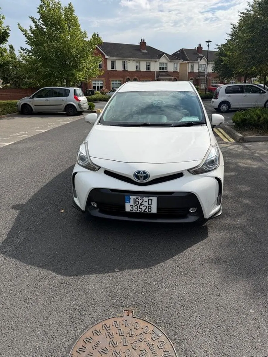 2016 Toyota Prius - Image 4
