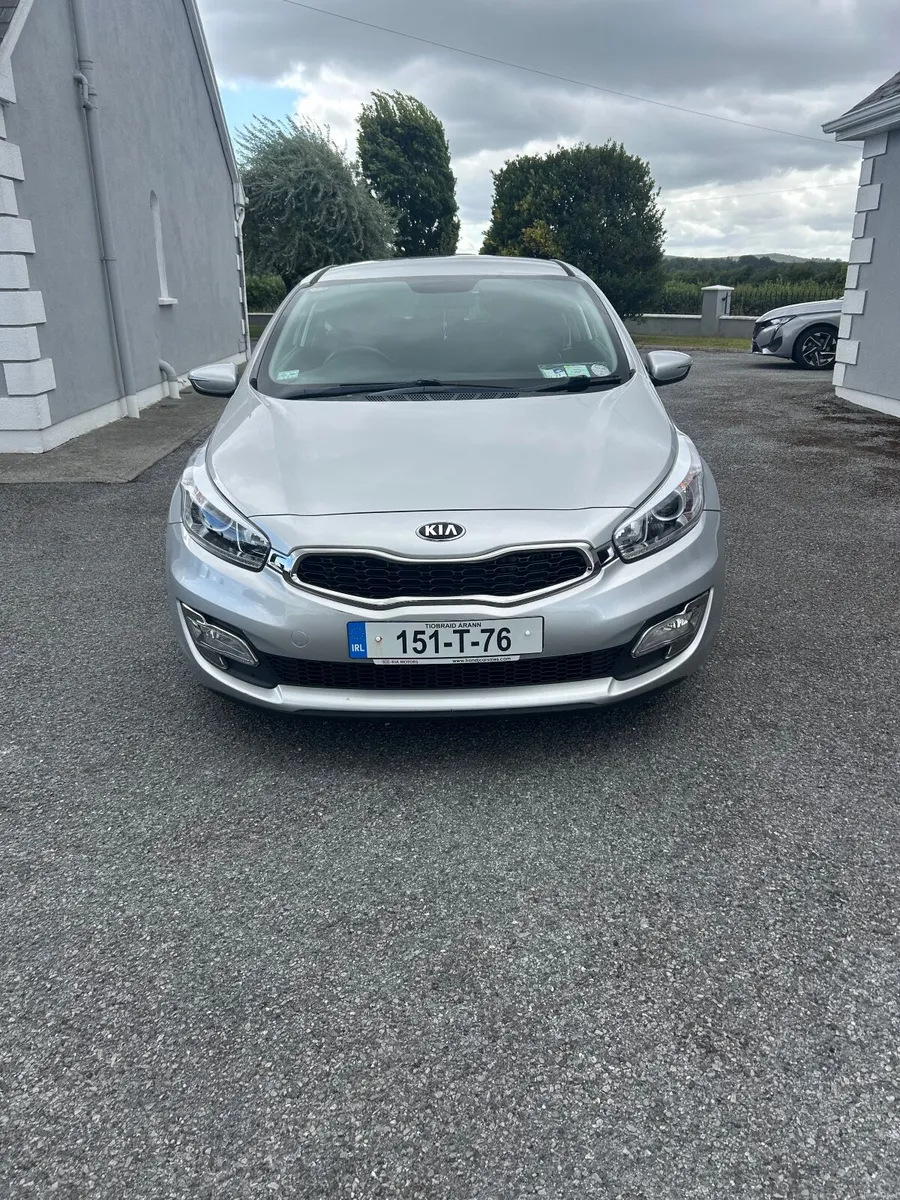Kia Ceed 2015 - Image 2