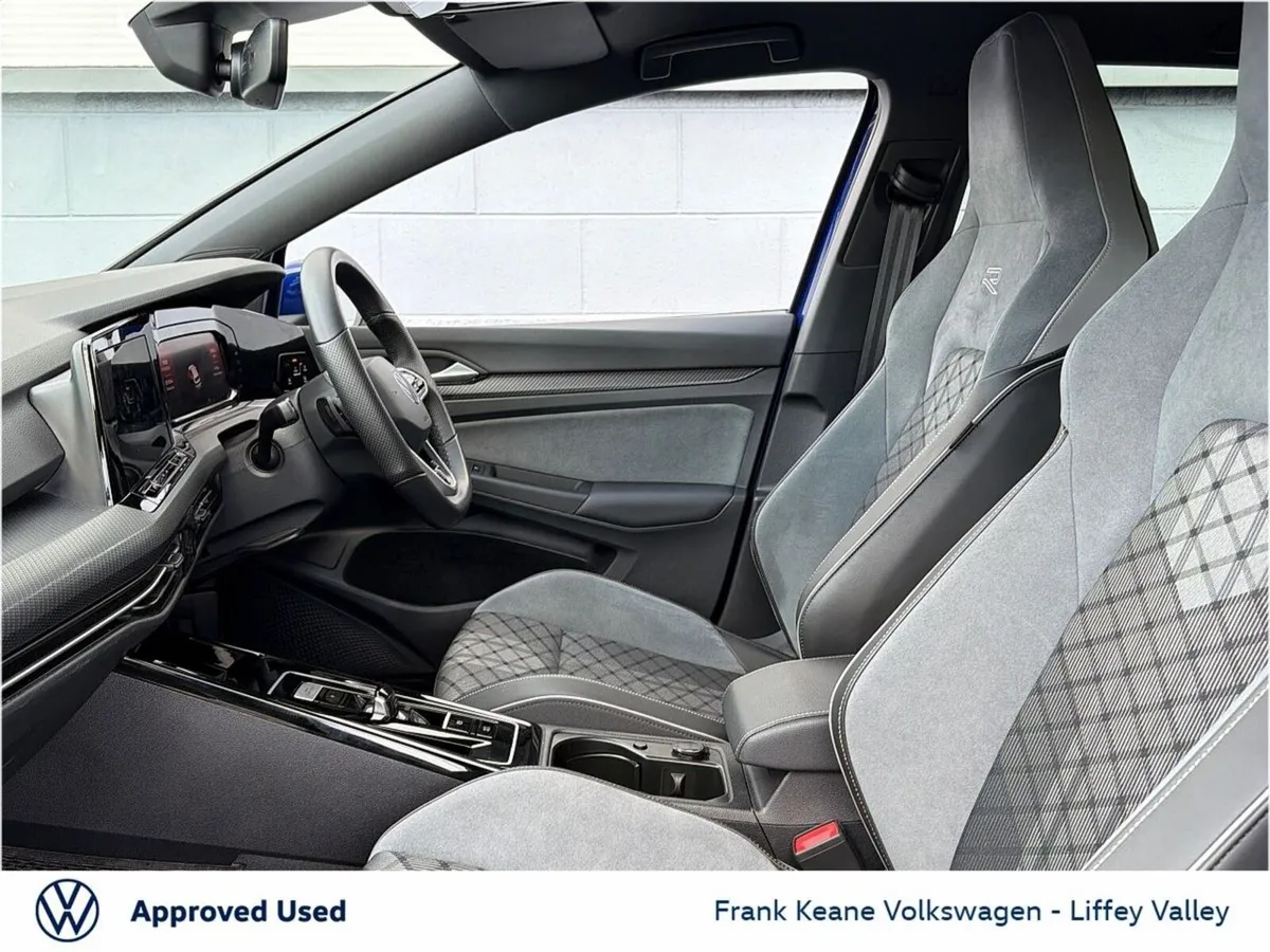 Volkswagen Golf R-LINE AUTO 1.5 eTSI 130HP *LAPIZ - Image 4