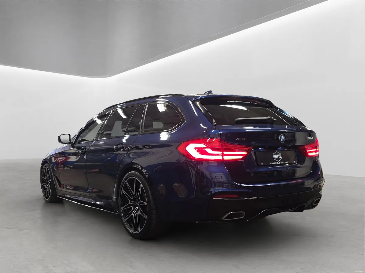 2019 BMW 520D M-SPORT AUTO XDRIVE TOURING - Image 4