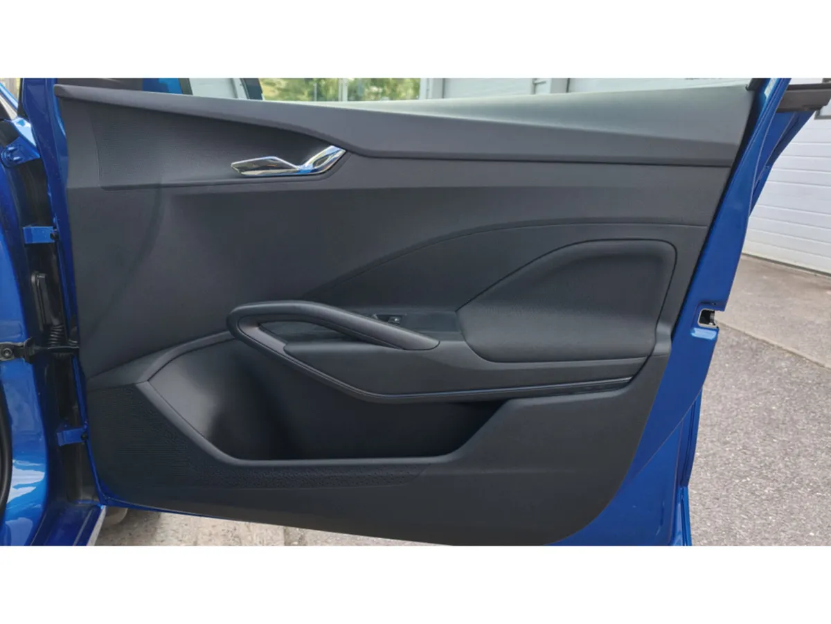 Skoda Fabia ESSENCE -NEW CAR-DELIVERY MILEAGE-SPEC - Image 1
