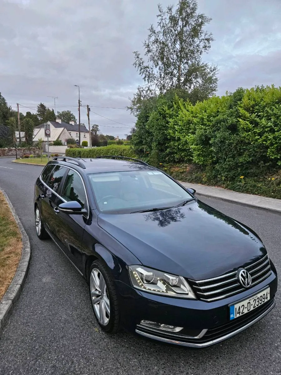 Volkswagen Passat R High Line Estate - Image 2