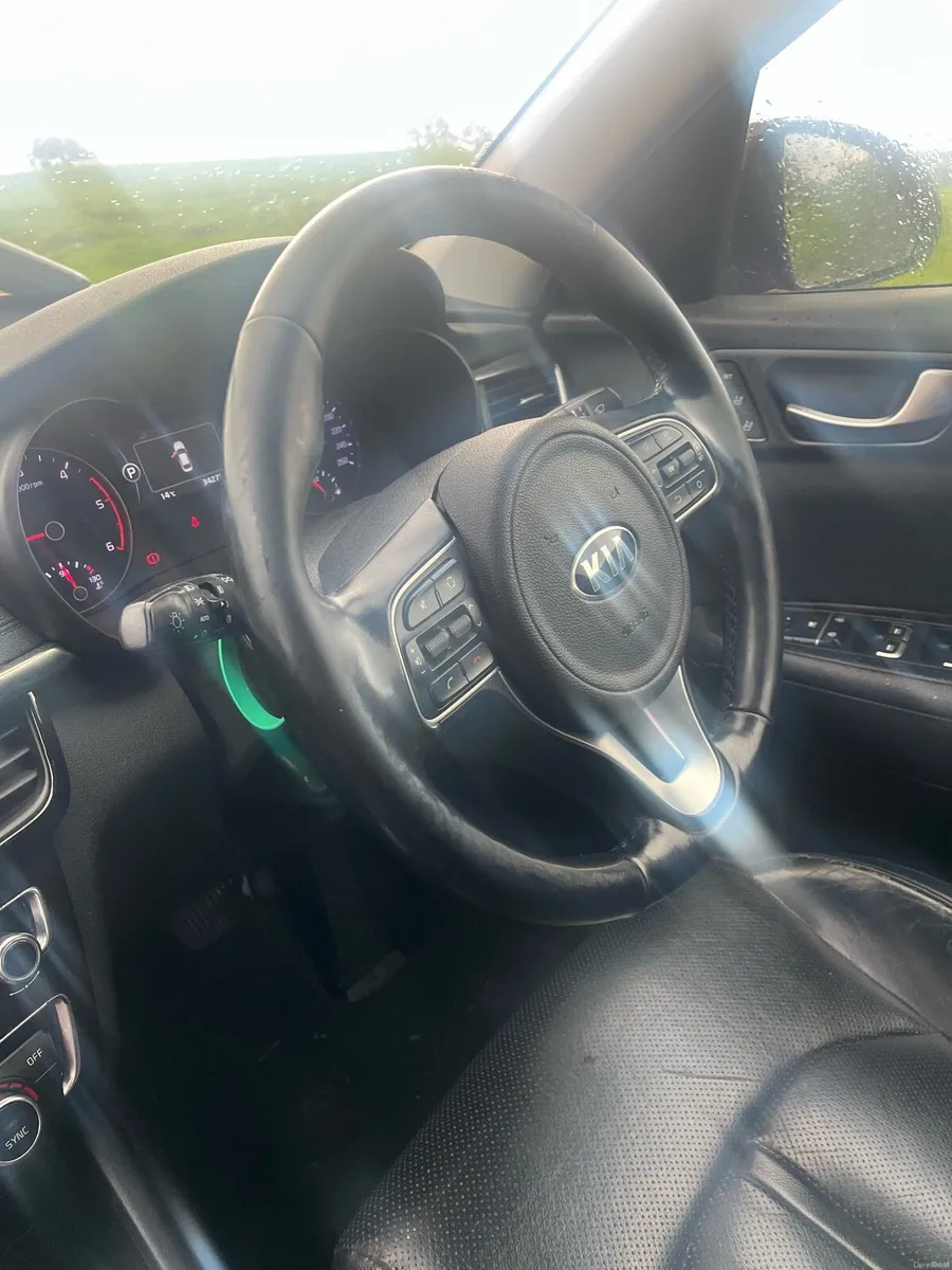 2016 Kia Optima Platinum DCT 4 DR Auto - Image 6
