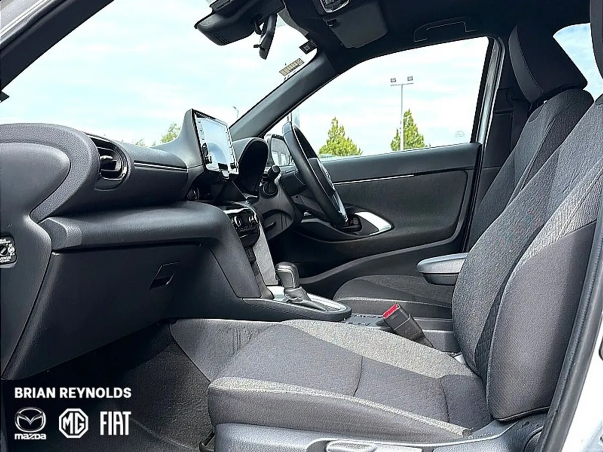 Toyota Yaris Cross 1.5 Hybrid CVT Luna Sport - Image 6