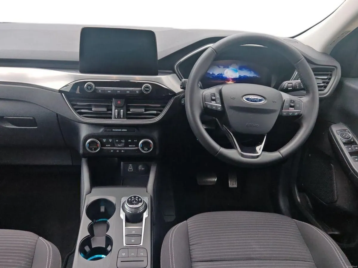 Ford Kuga 2.5 Duratec 190PS FHEV Titanium Auto - Image 2