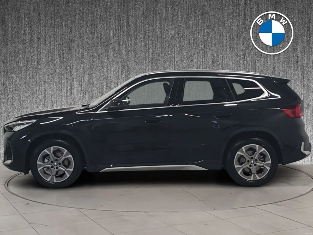 BMW iX1 xLine eDrive20 - Image 3
