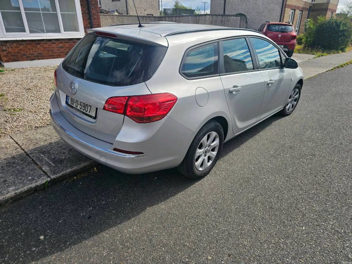 2016 Opel Astra - Image 2