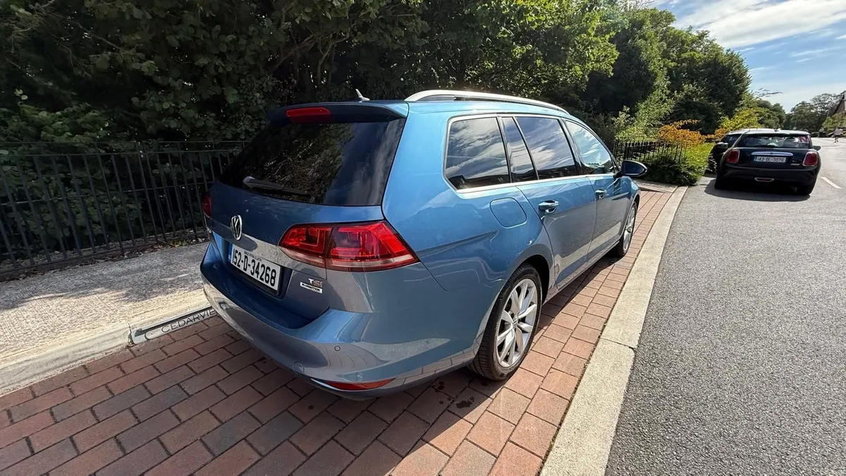 Volkswagen Golf 2015 - Image 2