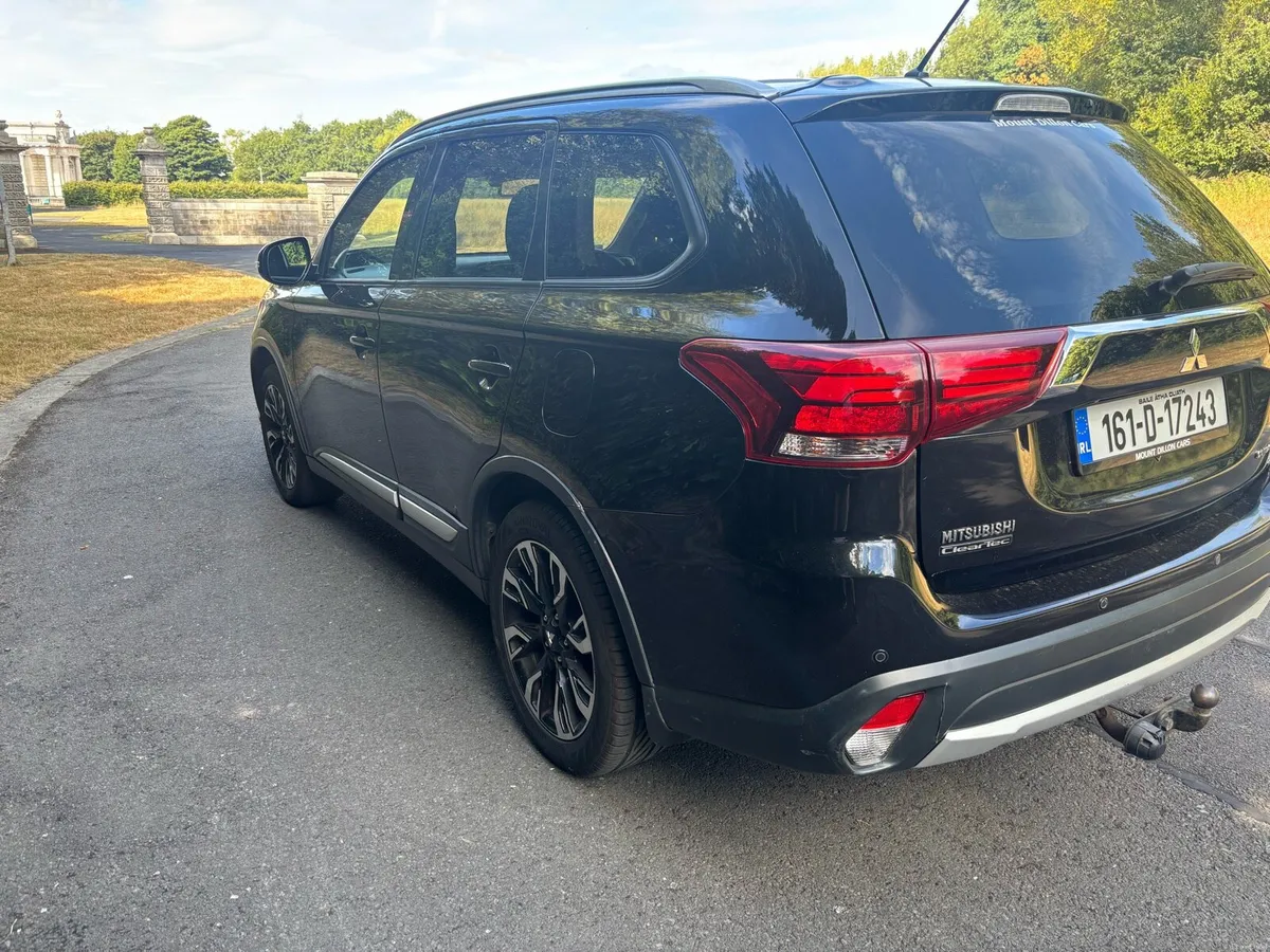 Mitsubishi outlander 2016 - Image 5